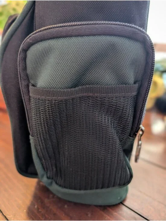 Leed's Golf Black & Green Insulated Golf Bag Shaped Cooler Bag - Picture 2 of 9